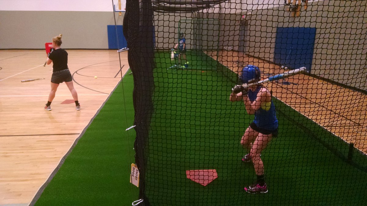 GoodGauley's tweet photo. Getting better by using the new batting cage. #NFMustangs https://t.co/LNJzwW6Jbb