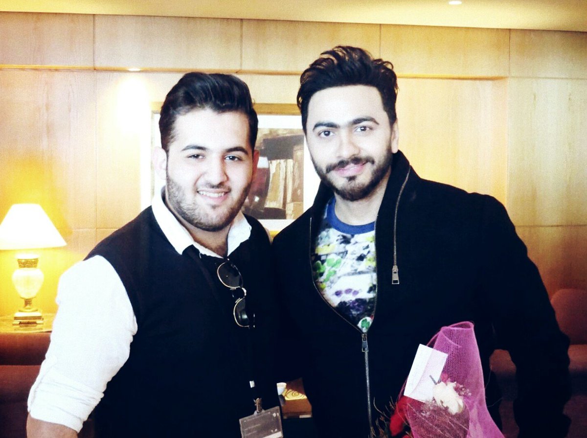 hamo_mhd's tweet photo. With the best @tamerhosny 
#العالمي #الأسطورة #ملك_المسرح #المتواضع ...........
Love you 💜💜💜💜💜💜 https://t.co/Jx8cNbl3ya
