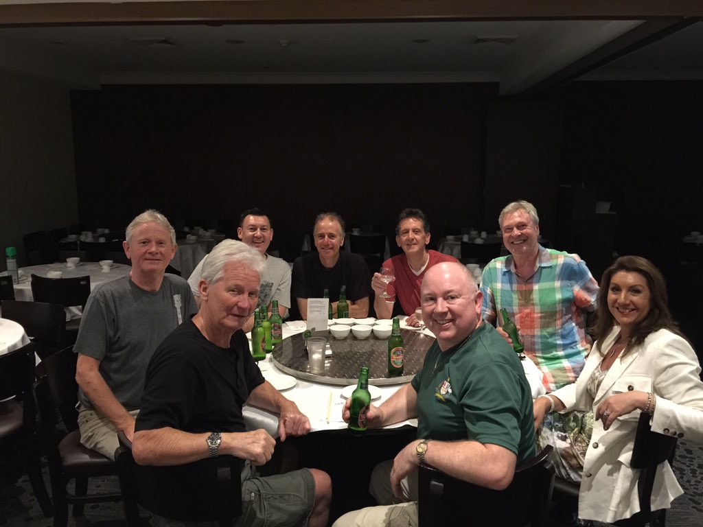 End of tour meal with <a href="/TheJaneMcDonald/">Jane McDonald</a> and ed Rothe <a href="/ScottOttaway/">Scott Ottaway</a> <a href="/philhayes12/">phil hayes</a> <a href="/COXXY69/">EDWARD COX</a> @