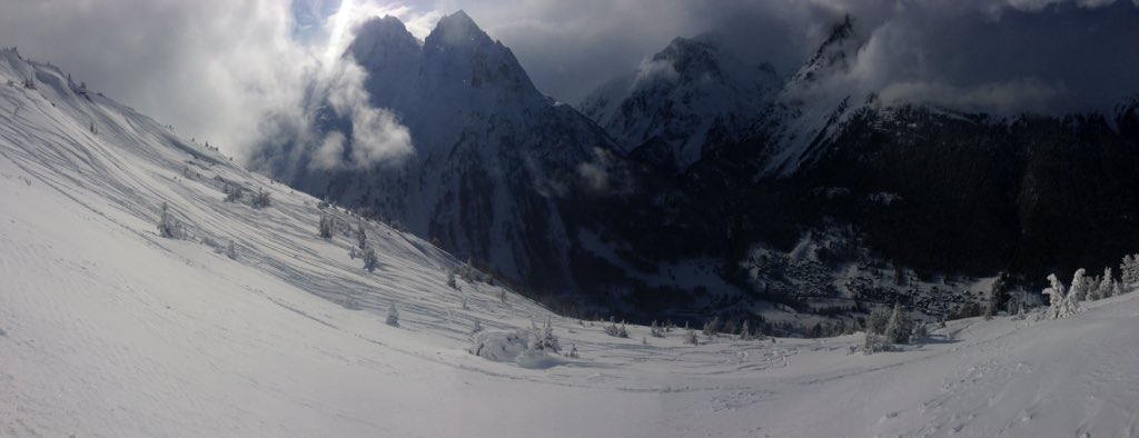 iceMagic's tweet photo. The last 3 days have been filled with great powder and snowboarding. A good reminder of why we live here. https://t.co/HqzPfKlYZB