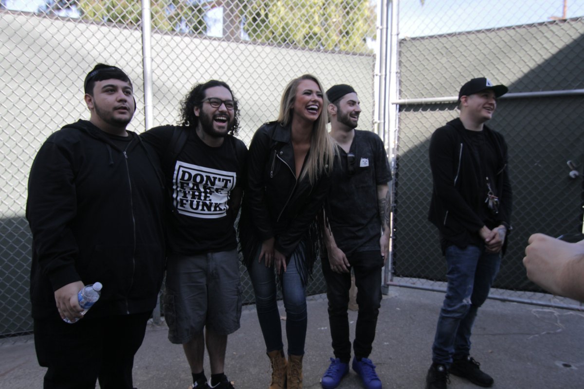 Deorro's tweet photo. pandafunk+playboy #playfunk https://t.co/Mepurcl61u