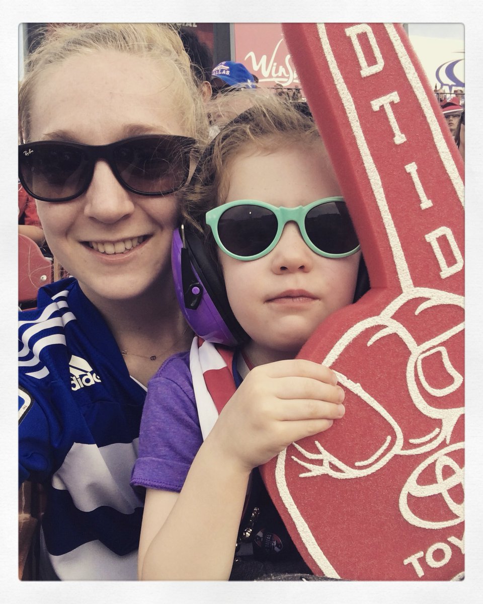 batemanmath's tweet photo. #SoccerSunday #DTID @FCDallas https://t.co/T2o4xow908