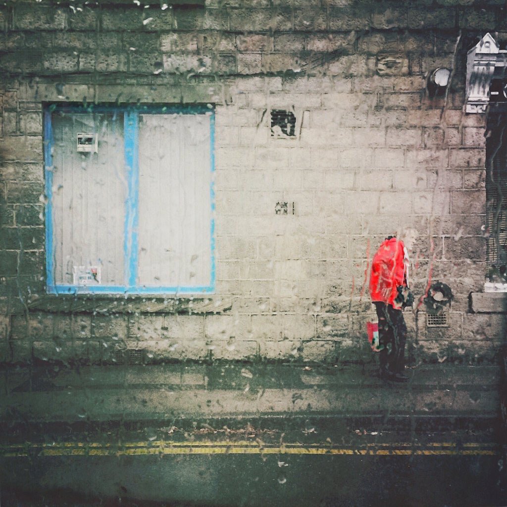 dailyp's tweet photo. CONGRATULATIONS to @sunflowerof21 #dpWINNER of the theme #dpWINDOW https://t.co/MkZCgfoE3C