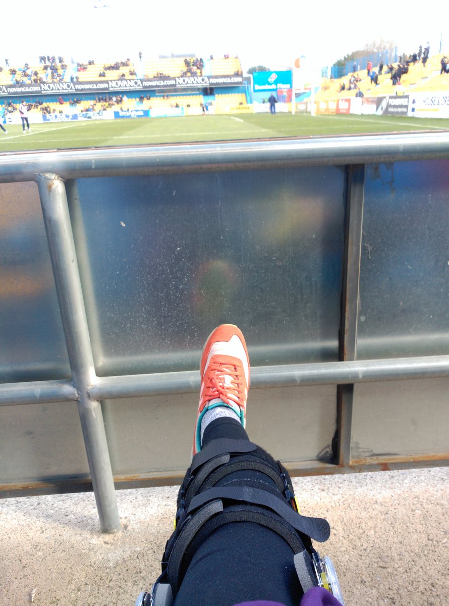 Elenakongui's tweet photo. Hoy he visto el partido desde un sitio nuevo. Gracias @AD_Alcorcon #ADAvNAS https://t.co/jL71HdOVHt