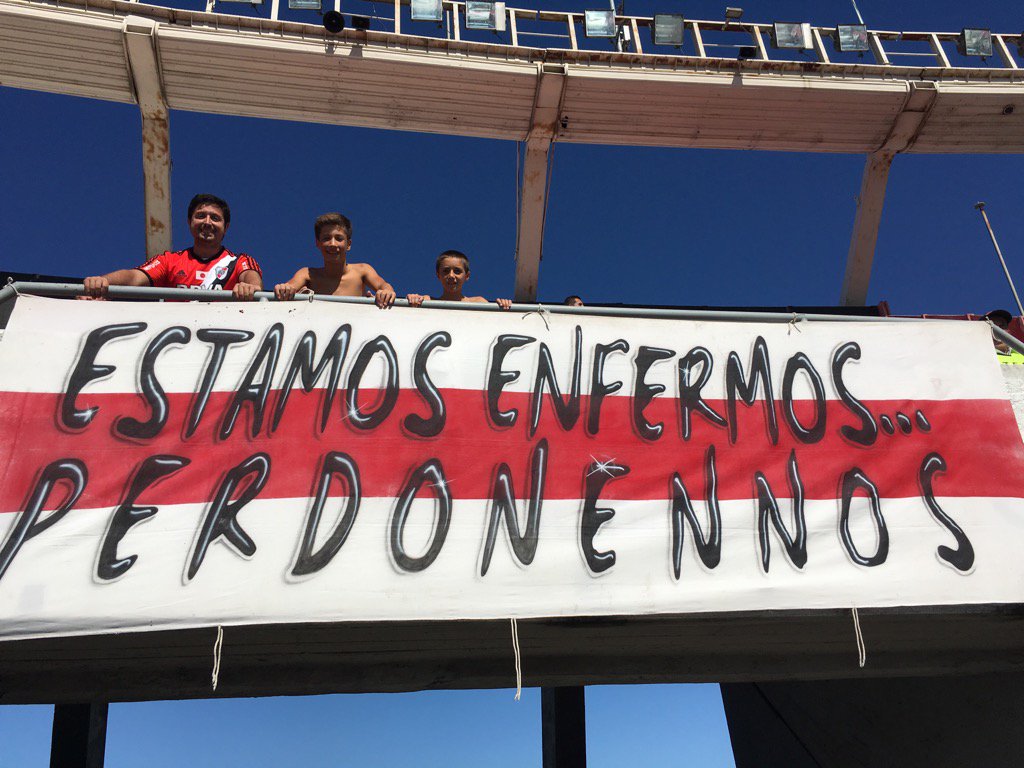 QuiqueFSansone's tweet photo. @ondacurtiente @FilibertoMF #perdonennos #superclasico #vamosriver #buendomingo #alariovitalymovil https://t.co/fQo7aAPV01