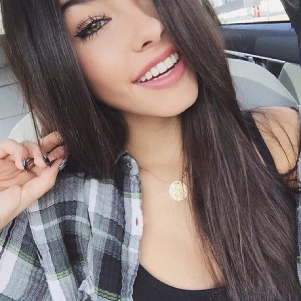 💋Madison beer fake
💋19
💋looking for friends 
💋retweet for me please