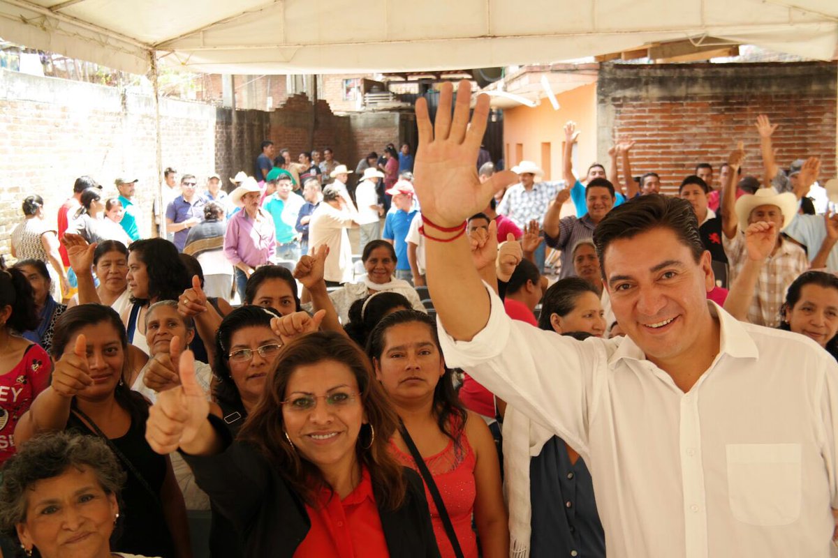 manolo_leon's tweet photo. En la convención de delegados PRI municipal! #JuquilaTierraDeFe! https://t.co/k8fRjkGrvn