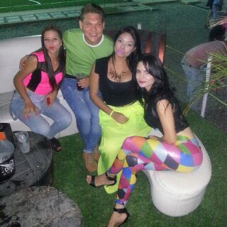 bladyymi's tweet photo. Fin de semana https://t.co/Gu8z7BiaeZ
