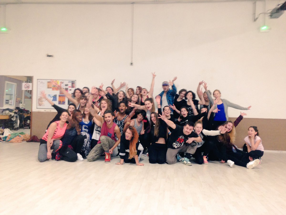 Stephanie LB Fanpage tweet media