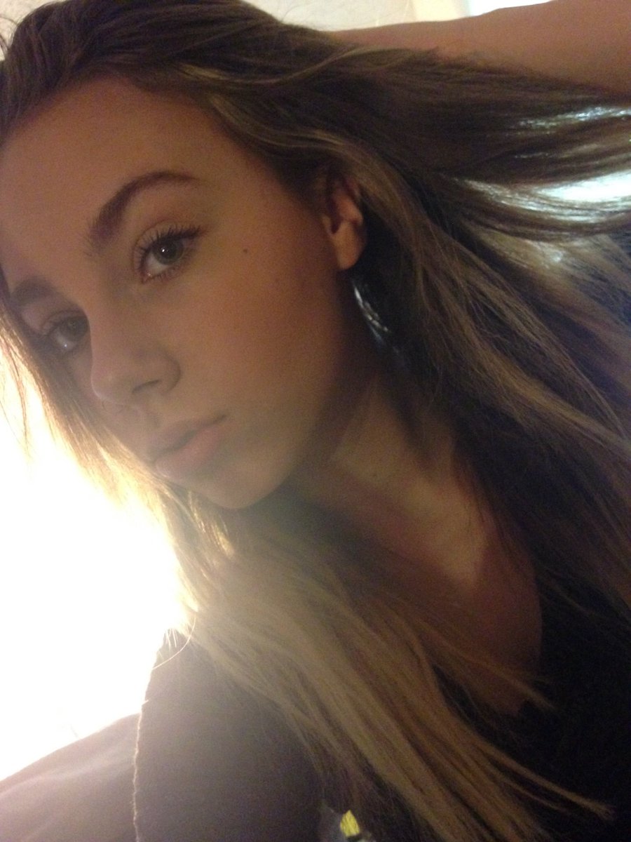 AZ_Baddies's tweet photo. gorgeouss @faggotabbott 😍❤️👌💯 https://t.co/SFkImSv3zn