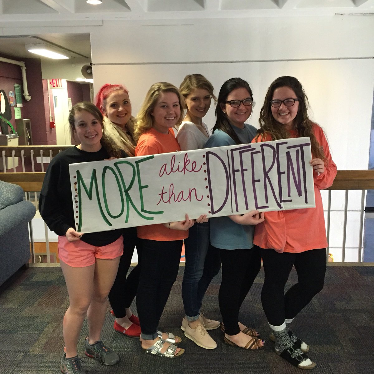 HumesHall's tweet photo. Humes is spreading the word to end the word! Stop by and sign the pledge to end the r-word! https://t.co/gU5d0nrUb3