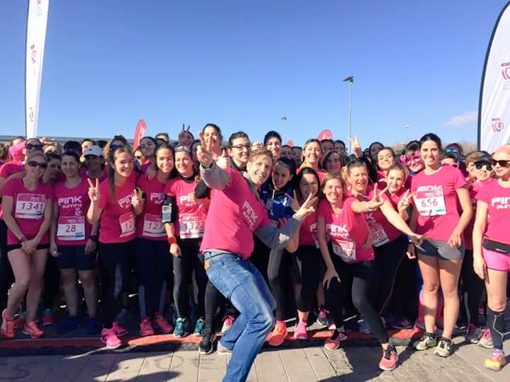 ChRiSiNdiA's tweet photo. Mi primera #pinkrunning y mi primera carrera... #iniciandome #37min #970de2250 poco a poco... @C100Cordoba https://t.co/6b7vBBSoAK