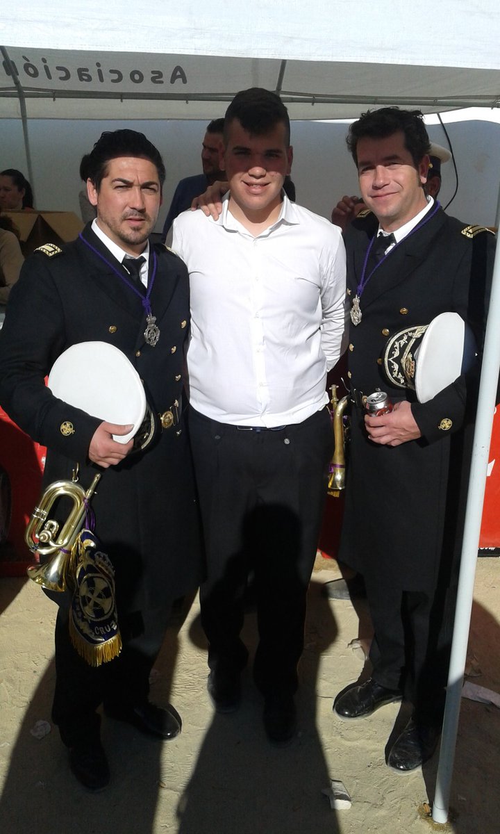 camaxx03's tweet photo. Imprecionante el dia  hoy y que decir de como suena @VeraCruzLosPala de categoria gracias compañeros @CCTT_nazareno https://t.co/3ewWJwMChb