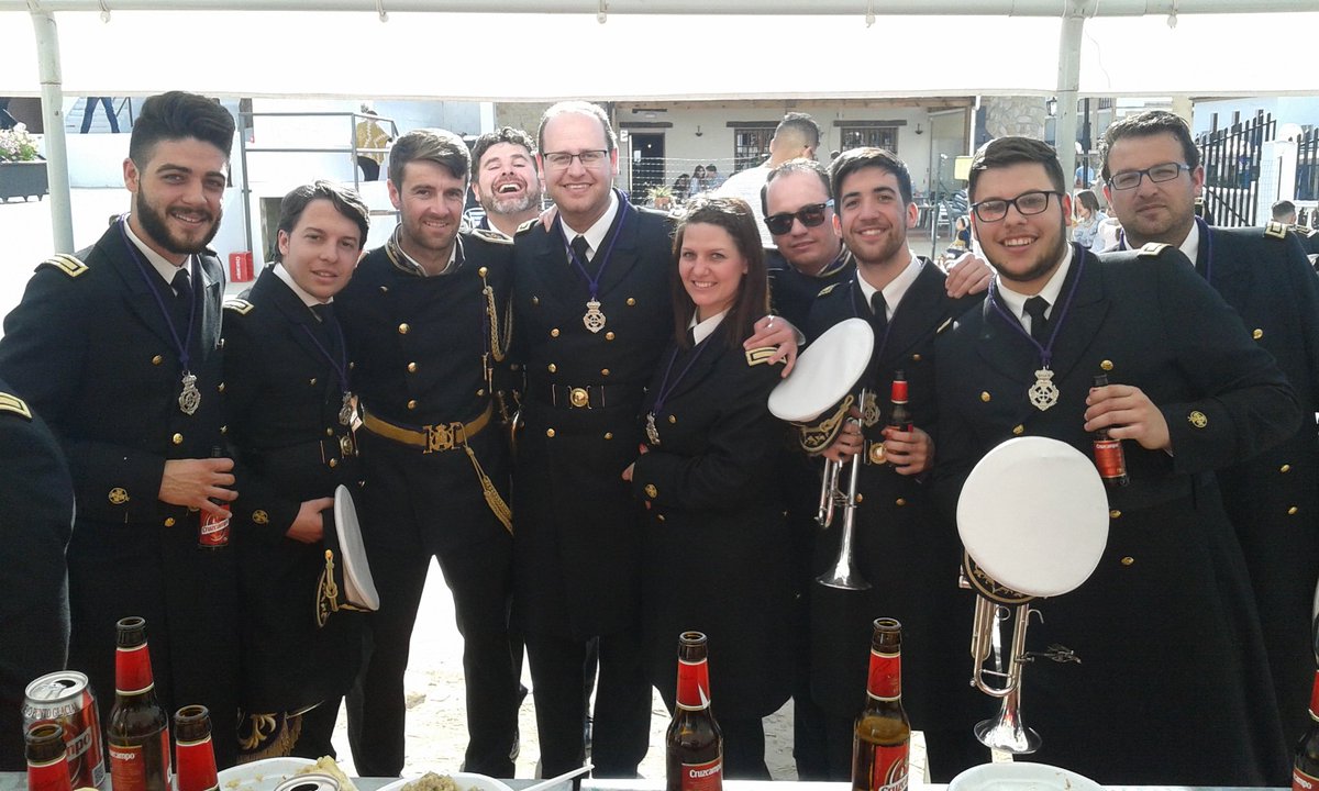 camaxx03's tweet photo. Imprecionante el dia  hoy y que decir de como suena @VeraCruzLosPala de categoria gracias compañeros @CCTT_nazareno https://t.co/3ewWJwMChb