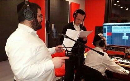 AllMajorPlays's tweet photo. I Spy @Ari_Abramowitz!!!
So He Is Back In The #InterenChevraye Or Not???
@TheInterenPlays https://t.co/Rpofck20GU