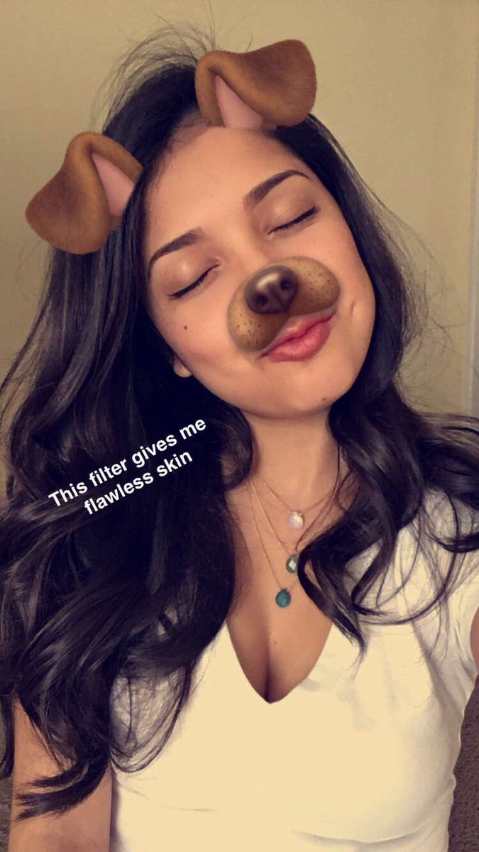 LovelyLetyyy's tweet image. I know why girls like this filter so much. It makes your complexion look amaze balls. ✨ #blemishfree #exceptnot