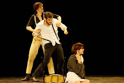 CoLabHK's tweet image. 1st up! The Hong Kong French Theater Festival are delighting us with 4 show over 9-12th! ow.ly/Z5XeL