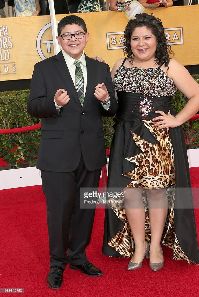 bl_mi_mundo's tweet photo. @Raini_Rodriguez @StarringRico #VoteRicoRodriguez #KCA https://t.co/UkotWm7zks