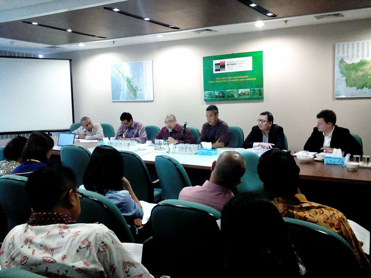 PressCon APBI dgn PwC "Kelangsungan Proyek Kelistrikan Nasional Berpotensi Terkendala Minimnya Cadangan Batubara"