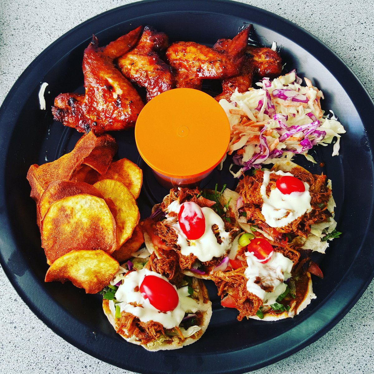 Low&Slow tweet media