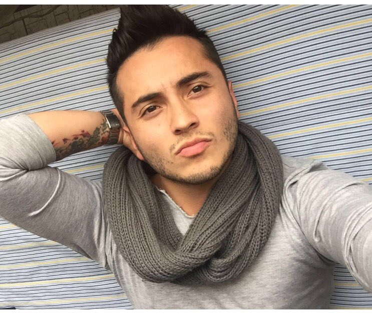 artucarranza's tweet photo. #AsíLoHago yo, descanso salida y una #selfie https://t.co/t89UW5Y78h