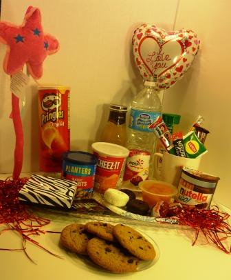 WithBreakfast's tweet image. Wake Dad in his   with breakfast surprise with what he likes and with his favorite sport.#dad #papa #THEBEST