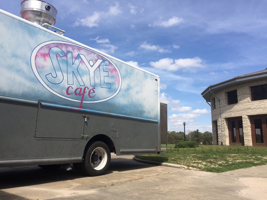 skyecafe's tweet photo. Well Another great day at #skyecafe down. We will see y'all tomorrow! #Texas #food truck #SundayFunday https://t.co/cuQ5lyz7f2