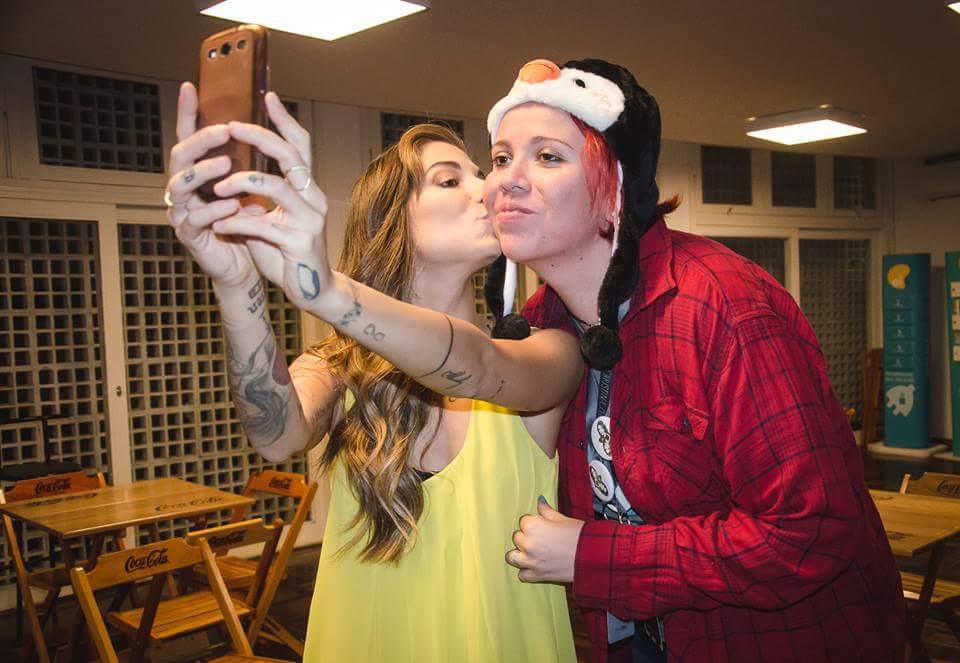 fernanda tweet media