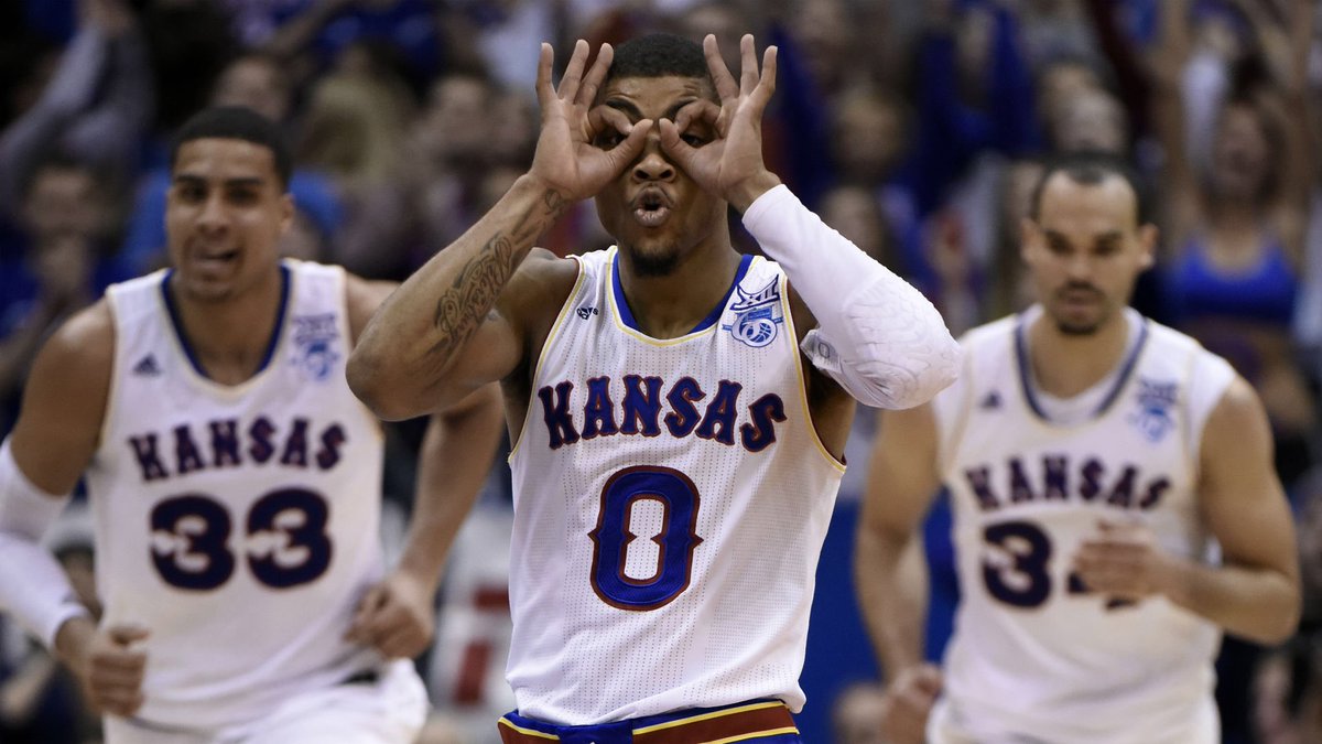 College Bracketz tweet media