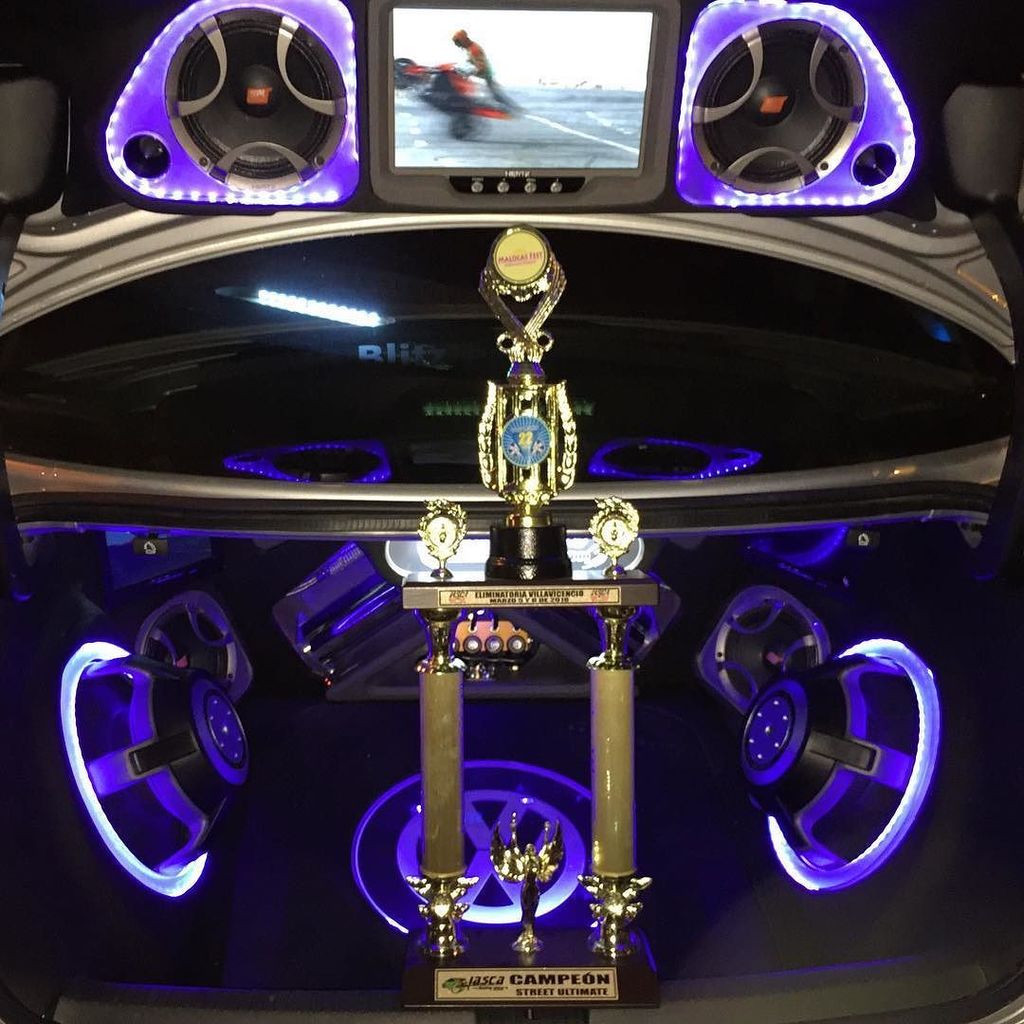 sonidocaraudio's tweet photo. Un triunfo más !!! #TeamHertz #Diversound https://t.co/U0sQOj7fiF https://t.co/GABni5ORlw