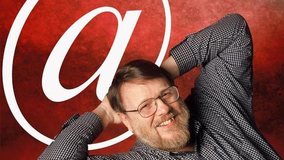 Muore Ray Tomlinson, l'inventore della email e della chiocciola