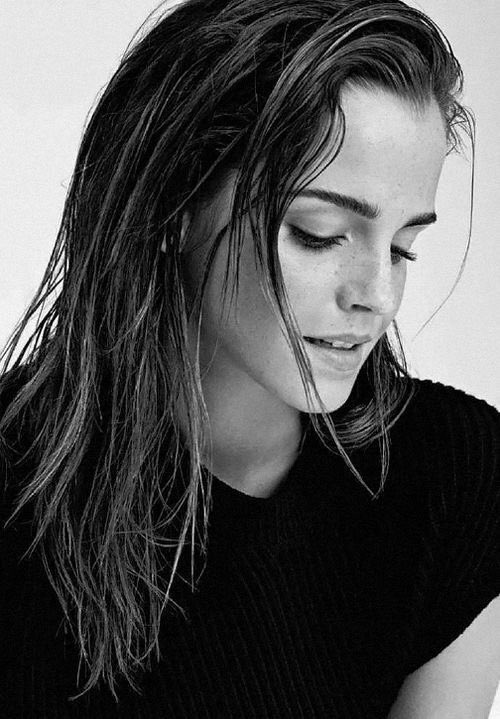 Please welcome and follow our Emma Bloom: @PeculiarPryo