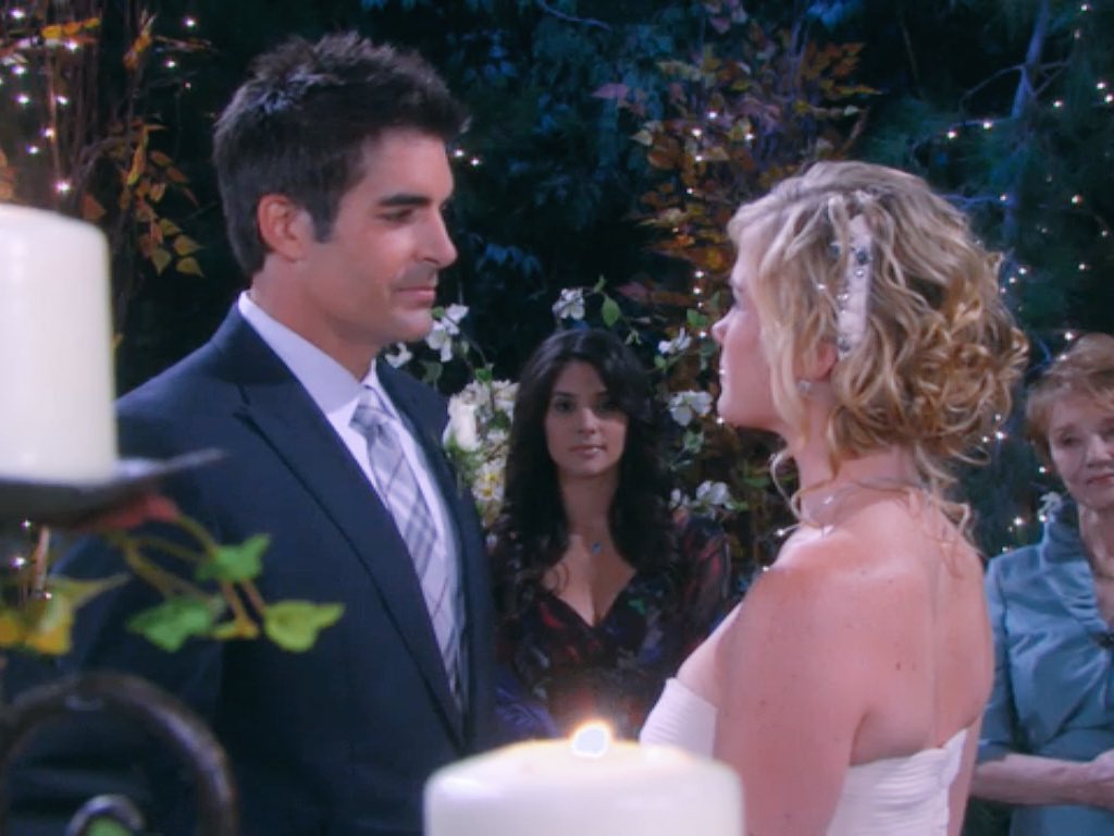 Forever_SAFE's tweet photo. #SafeWedding #SAFE #Days 5 https://t.co/jkWshI7Ngl