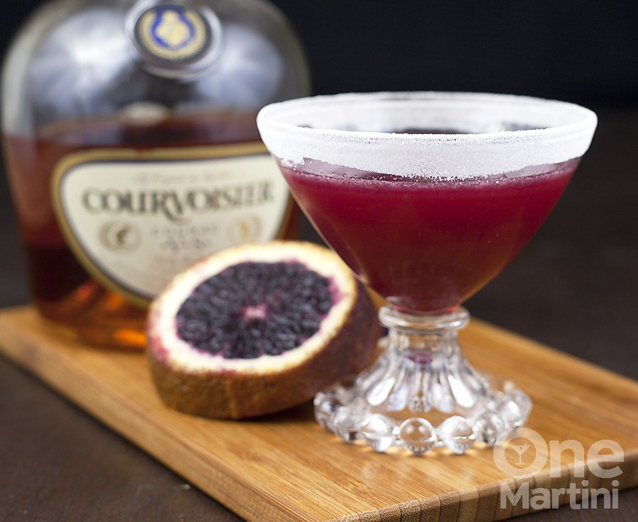 Marianne {a blood orange cognac cocktail} onemartini.com/blood-orange-c…