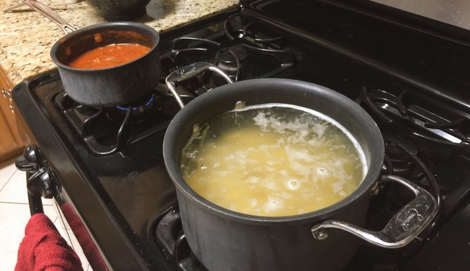 Dinner for 2 in the works. ☺️ when I crave something...I really mean it🍝🙊  after I'm done eating I'll<a href="/tag/bbc"class="tags"><span>#bbc</span></a><a href="/tag/ir"class="tags"><span>#ir</span></a><a href="/tag/checkitout"class="tags"><span>#checkitout</span></a>