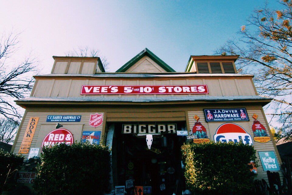 2/29/15: that random sign shop in chamblee