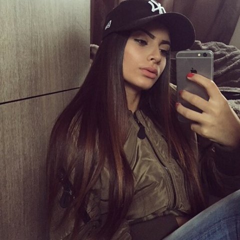 New fake, rt/fav for me please💕😘