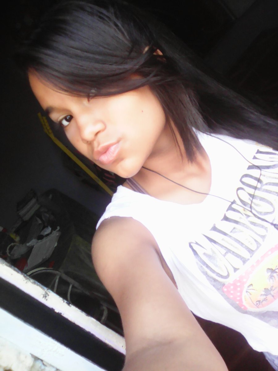 Refiniw12's tweet image. Levanto mis manos, 
aunque no tenga fuerzas 
levanto mis manos!, 
aunque tenga mil problemas