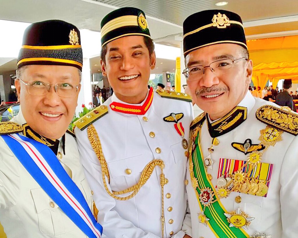 DARDOfficial's tweet photo. Pembukaan rasmi sidang parlimen. Semoga Allah memberkati Malaysia. @Khairykj @HishammuddinH2O https://t.co/wGqWHci8yi