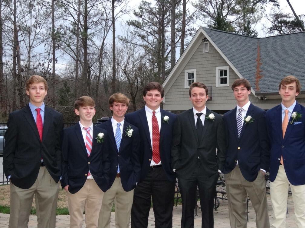 rileyw34's tweet photo. Happy birthday @CamdenJones_ hope it was a good one https://t.co/f7oO5XPKeq
