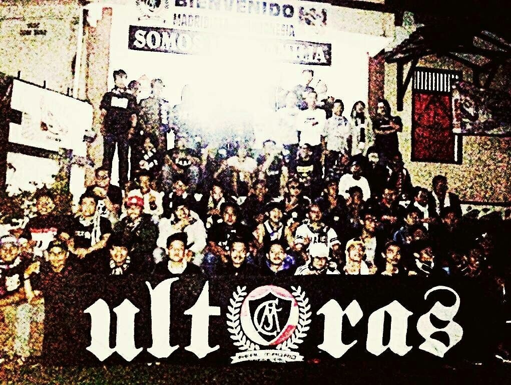 Gracias Sur ,kalian Luar Biasaaaaahhhhhh 😀😁😁😁 HalaMadrid SomosURMIfamilia Thanks juga <a href="/PenyaMadrid_ID/">Peña Madridista Indonesia</a> <a href="/PMID_Tangsel/">Peña Madridista Indonesia - Tangsel</a>