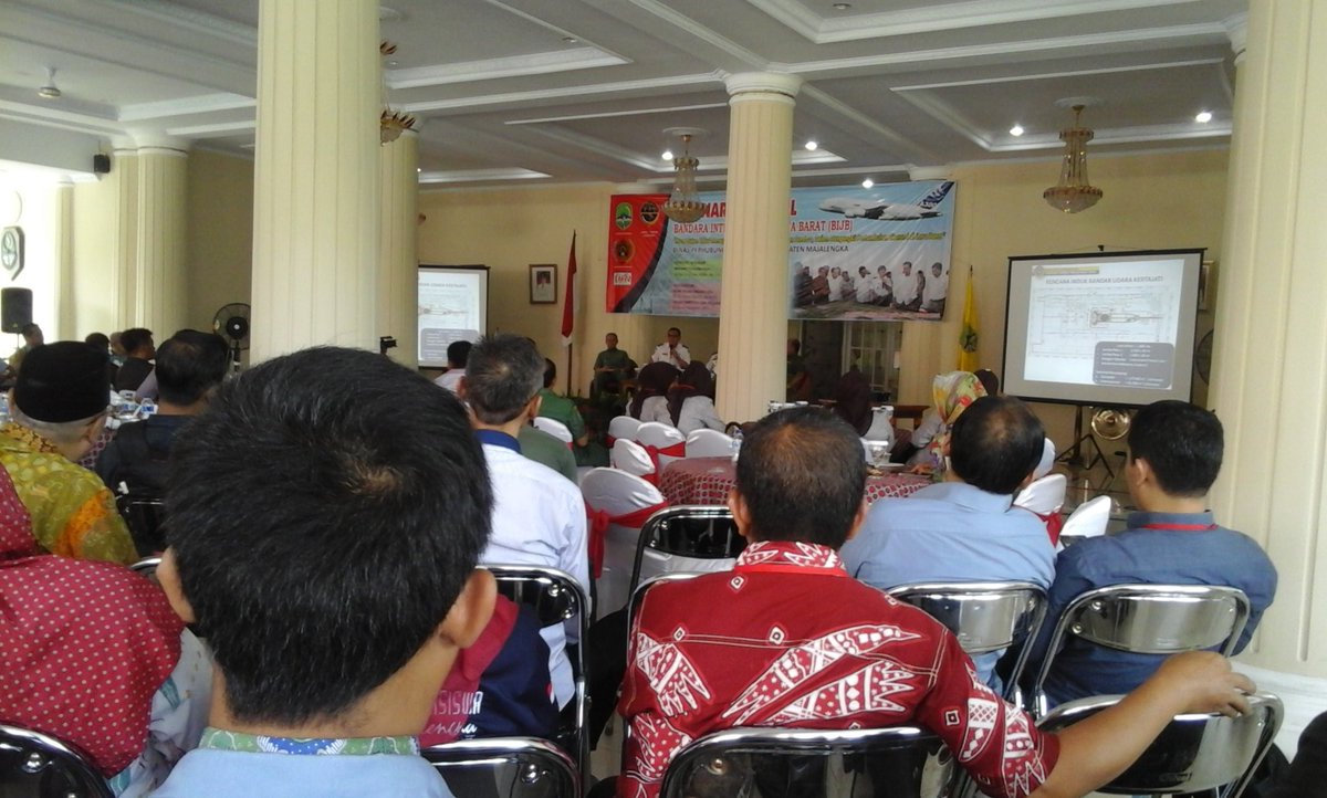 Saat ini sedang berlangsung Seminar Nasional BIJB di Pendopo Kab. Majalengka.