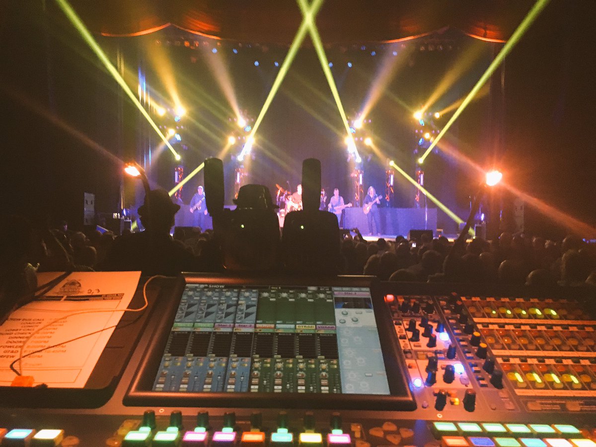 242Concepts's tweet photo. Delivering the goods....rather the Thorogood LIVE in #st.louis #badderthanever #midasconsoles #shure #rcf #evox8 https://t.co/d75sRuS33Y