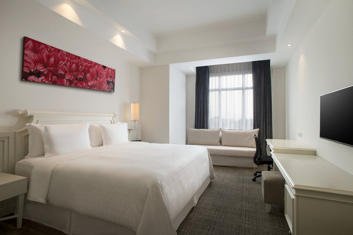FourPointsBDG's tweet photo. Thank you @KompasTravel
for the review! #FourPointsBandung.

Read the review below.
https://t.co/JbY6OThWmc https://t.co/R5gklq0ccy