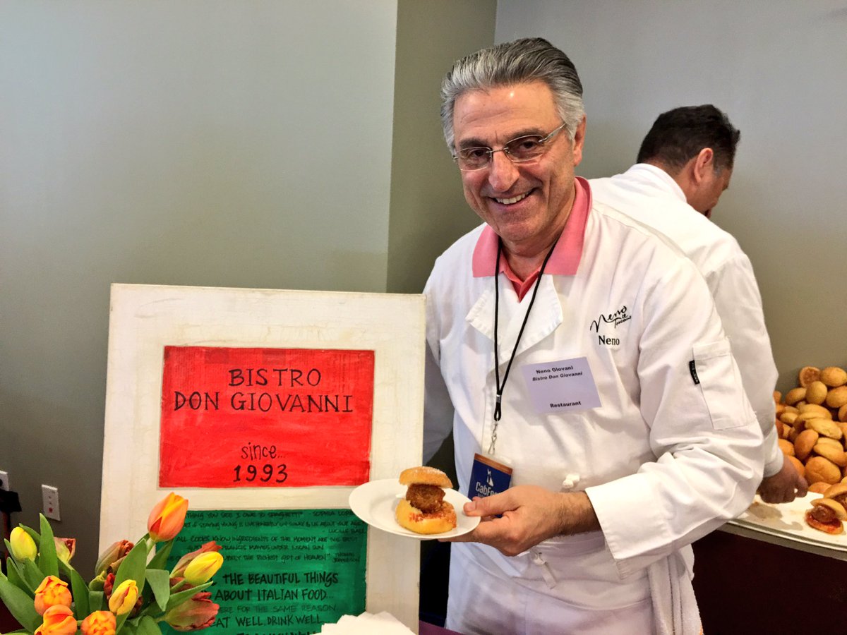 DepLifestyleMag's tweet photo. Chef Paolo Laboa and the popular meatball @BistroDonGio @CabFestNV #CabFestNapaValley #CabFest2016  #NapaValley https://t.co/yog0Uwbsif