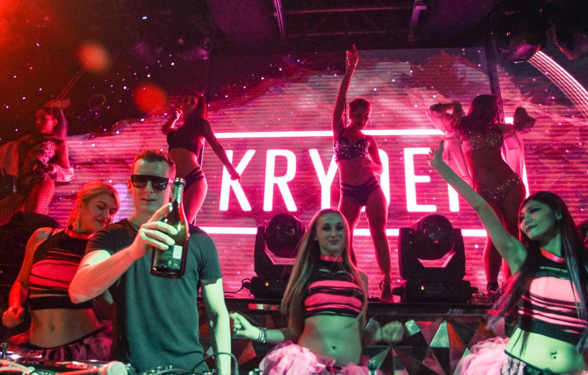 Remixing a legend today for a Miami exclusive #saltwater 😁