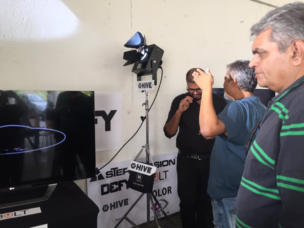 stereovisionIND's tweet photo. @HiveLighting at the demo
#Plasmalight #supertechnology #plugandplay now in India . @AnujSamtani @taniasamtani https://t.co/EXdr67NTT0