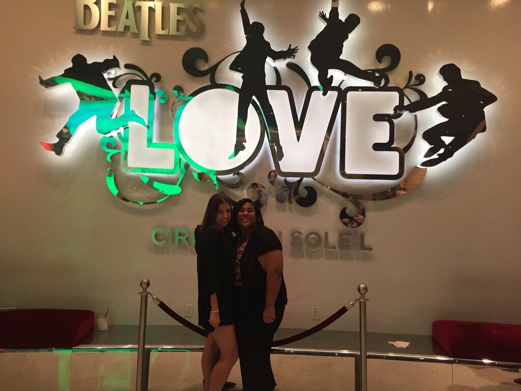 DorothyJStar's tweet photo. So much fun with @JenaGatses from track to shows  #BeattlesLove #TIConcert #workhardplayhard https://t.co/joTaEmMnTs