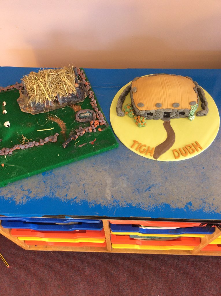 hiltoninverness's tweet image. Very impressive Scottish black houses arriving in 
P5R/S today! #learningathilton #creatingathome