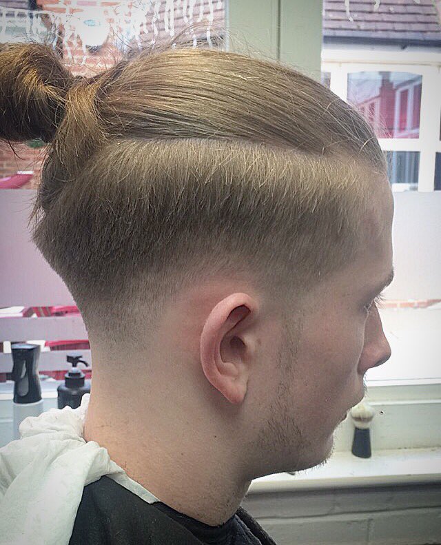 JonGents's tweet photo. Make sure you get your fresh trim for the week 😎👌🏽
Slots available!! 

Call 01234 269857 https://t.co/bShfDcv0A9